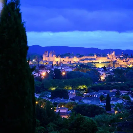 Gite Roxane-Inn Love With Carcassonne Apartamento *