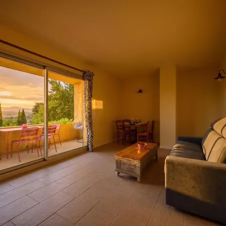 Gite Roxane-Inn Love With Carcassonne Apartamento *