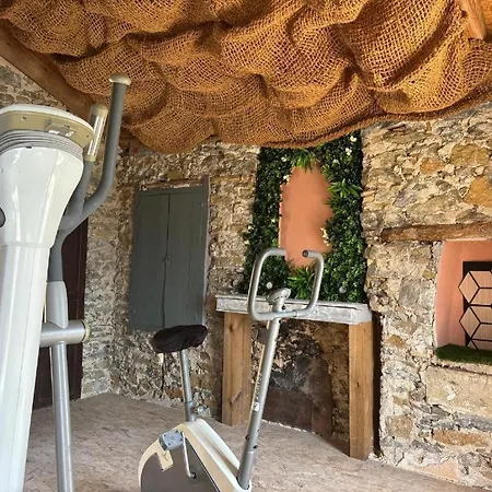 Gite Roxane-Inn Love With Carcassonne Apartamento Carcassonne